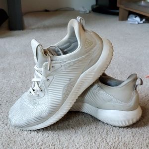 Adidas Alpha Bounce